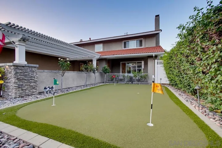 Putting green!