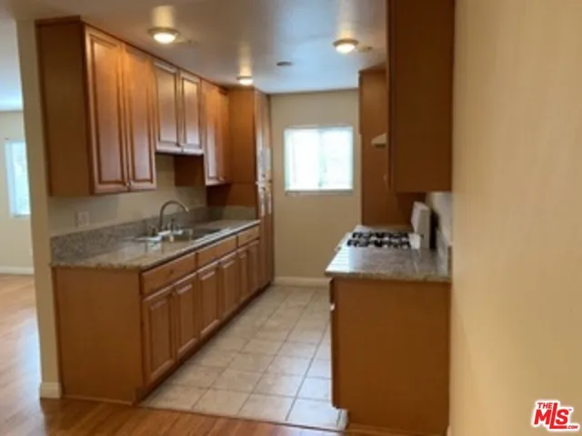 6911 Agnes Avenue B, North Hollywood, California 91605 — photo 4