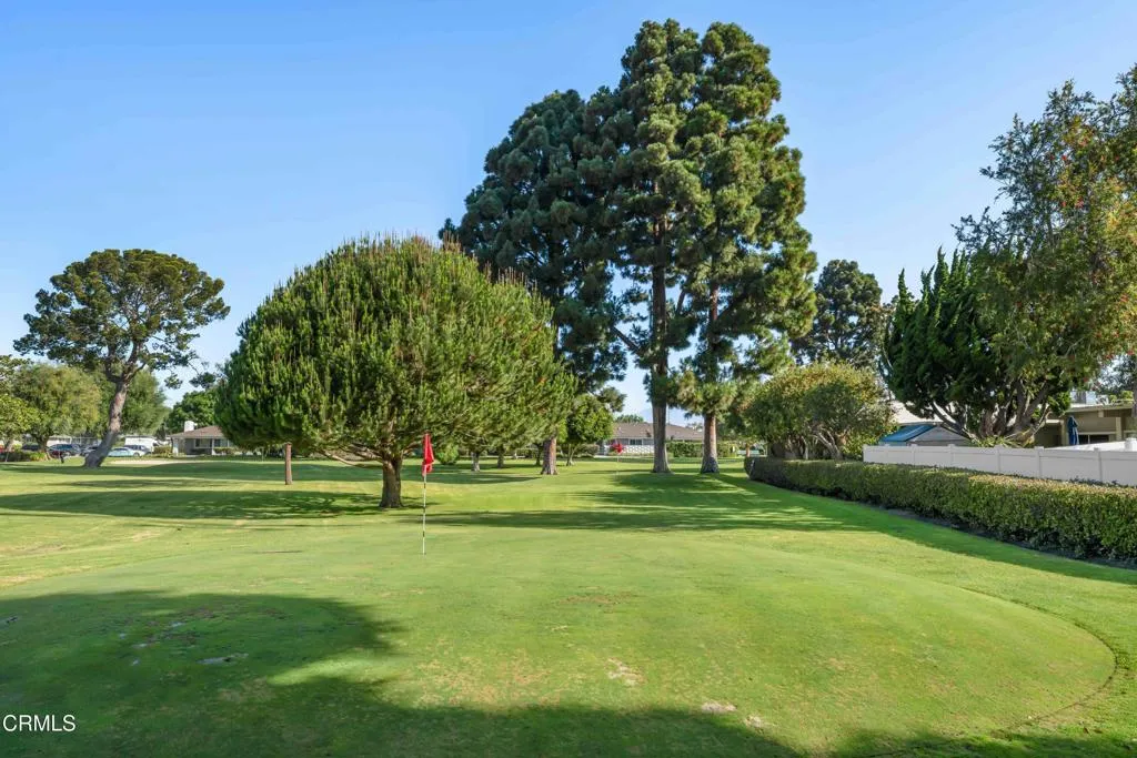 Community golf course - 131 E Alta Grn Community golf course - 131 E Alta Grn
