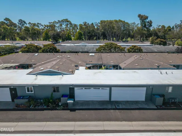 Back Garage - 131 E Alta Grn