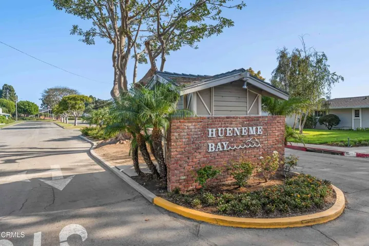 Hueneme Bay community - 131 E Alta Grn