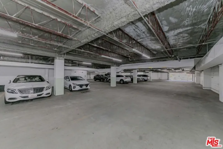 4460 Wilshire Boulevard 701, Los Angeles, California 90010 — photo 5