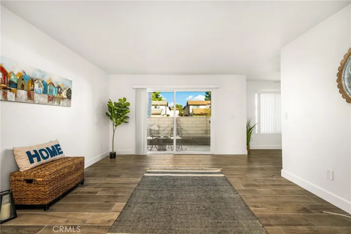 700 W La Veta I11, Orange, California 92868 — photo 5