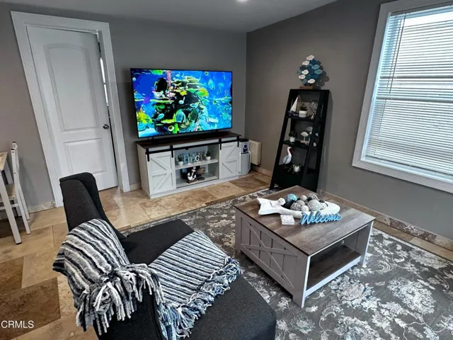 Family Room 2a