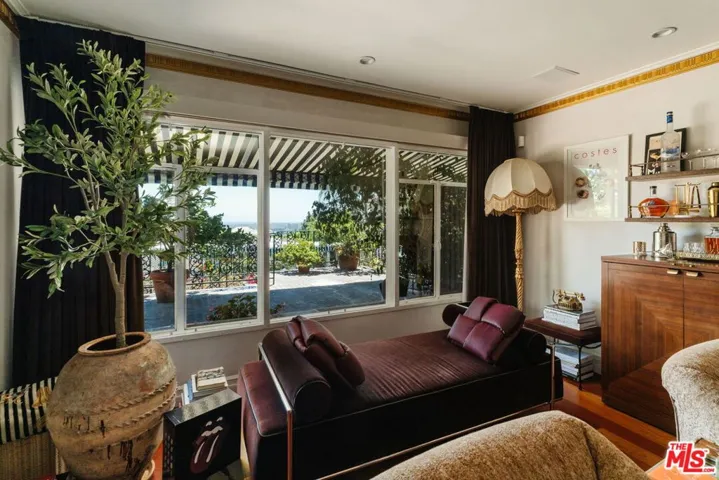 1219 Sunset Plaza Drive 3, West Hollywood, California 90069 — photo 4