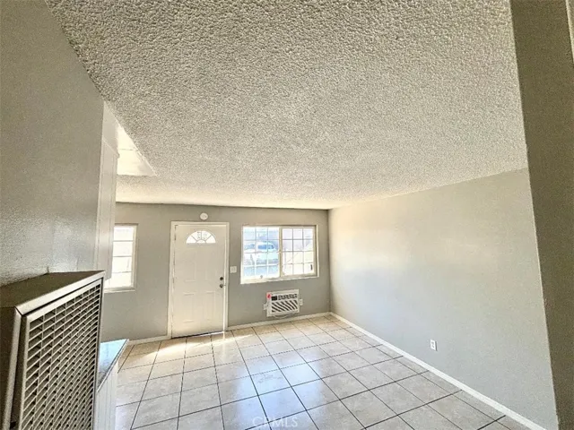 650 N Third Avenue C, Upland, California 91786 — photo 4