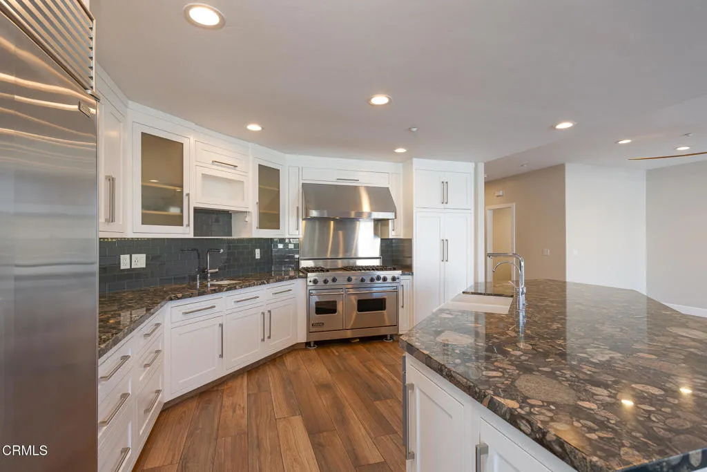 4211 W Hemlock-19 4211 W Hemlock-19