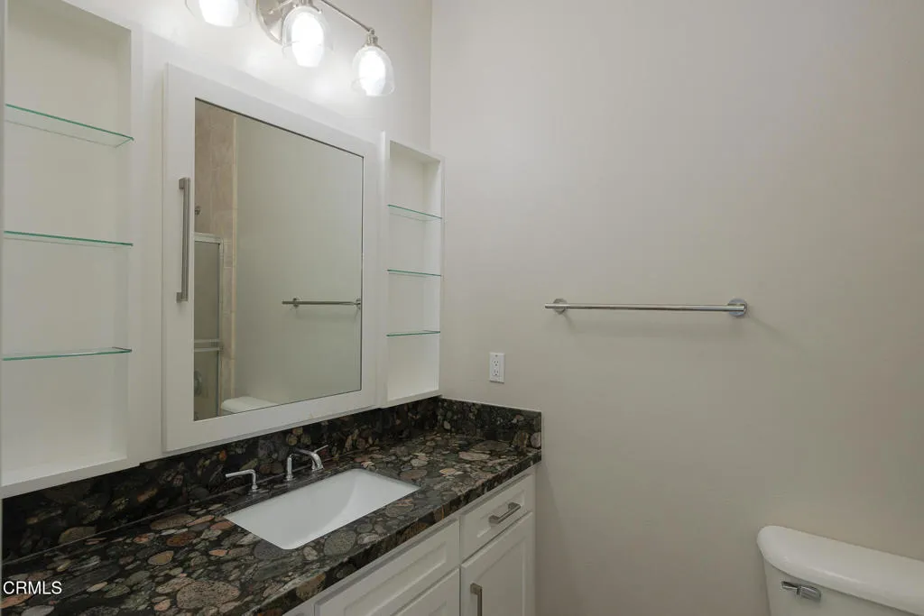 4211 W Hemlock-27 4211 W Hemlock-27
