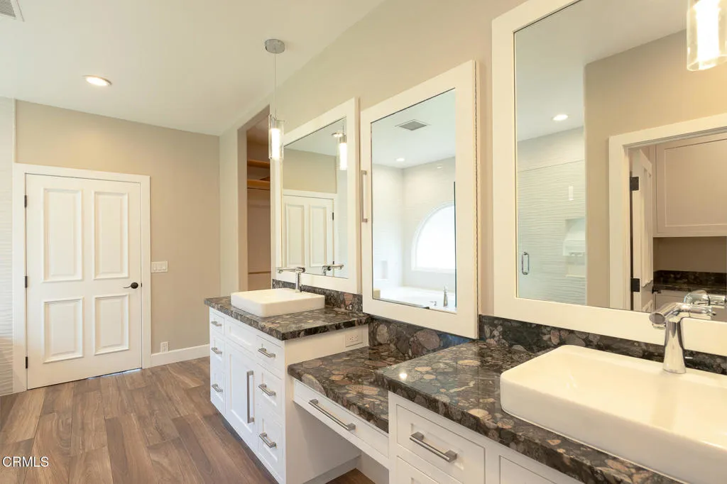 4211 W Hemlock-36 4211 W Hemlock-36