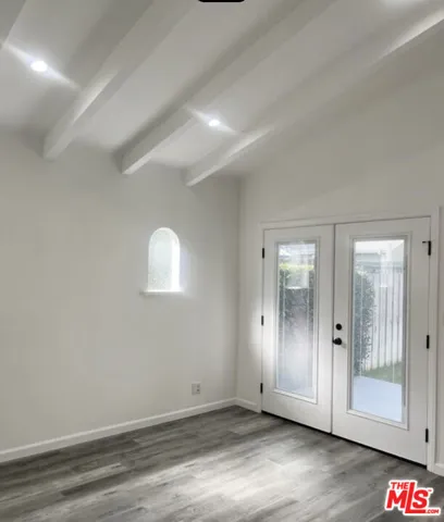 4545 Matilija Avenue, Los Angeles, California 91423 — photo 5