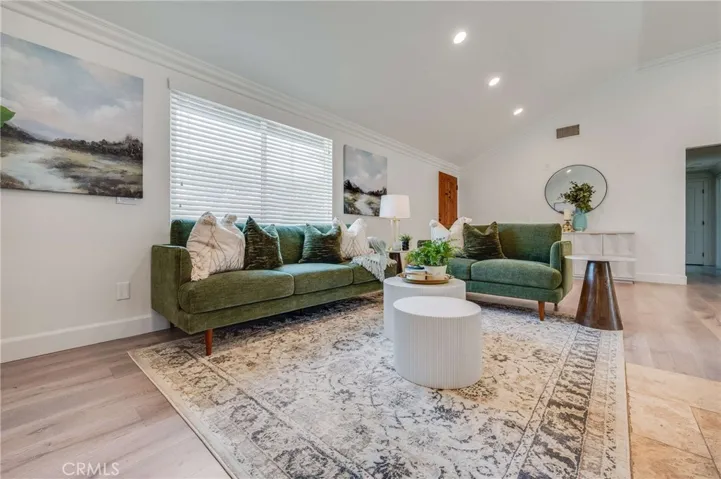 769 W Wilson, Costa Mesa, California 92627 — photo 4