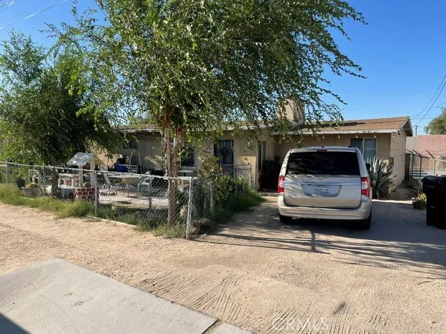 14160 Hesperia, Victorville, California 92395 — photo 4