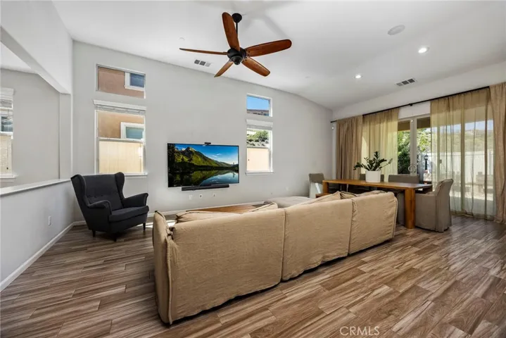 36451 Chervil Court, Lake Elsinore, California 92532 — photo 4