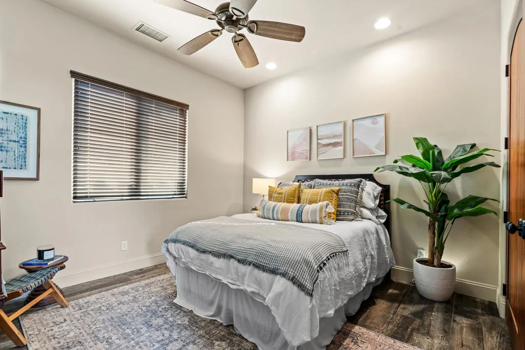 30-56738 Palms Drive-14 30-56738 Palms Drive-14
