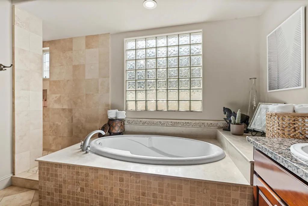 22-56738 Palms Drive-41 22-56738 Palms Drive-41