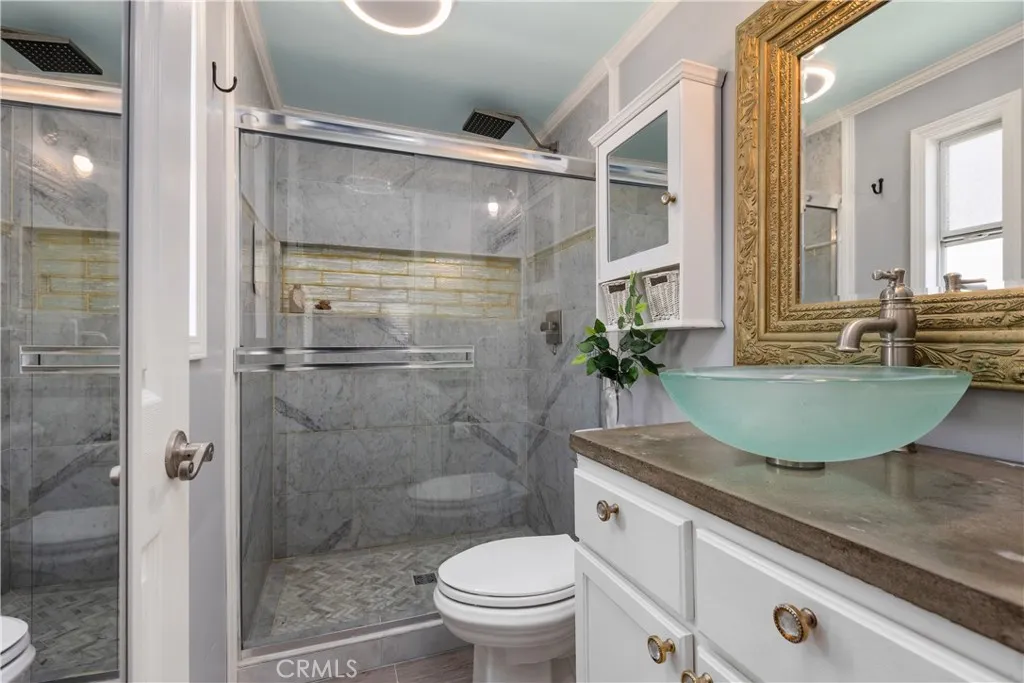 Bathroom Bathroom