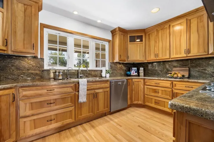 2 Ortalon Avenue, Santa Cruz, California 95060 — photo 5