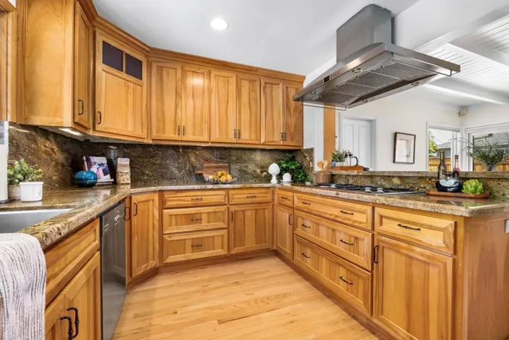 2 Ortalon Avenue, Santa Cruz, California 95060 — photo 4