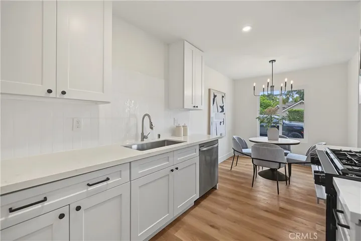 700 W La Veta Avenue N5, Orange, California 92868 — photo 4