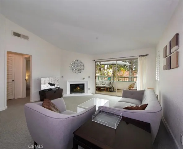 14 Villa Point, Newport Beach, California 92660 — photo 4