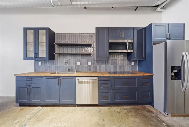 825 E 4th 101, Los Angeles, California 90013 — photo 4
