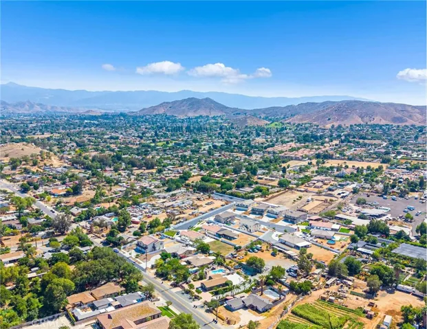 5846 -5848 Persepolis Court, Riverside, California 92505 — photo 4