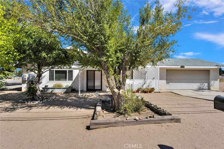 13015 La Habra, Victorville, California 92392 — photo 4