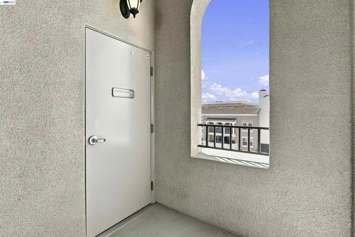 Entrance to multiple storage units
