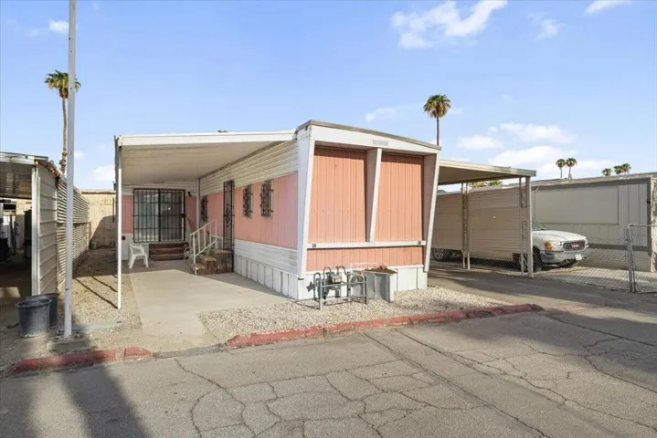 81600 Fred Waring Drive 34, Indio, California 92201 — photo 4
