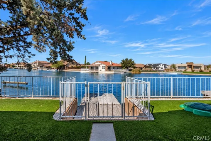 18262 Harbor, Victorville, California 92395 — photo 5