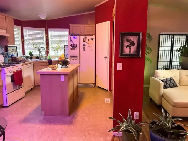 6301 Warner Avenue 57, Huntington Beach, California 92647 — photo 4