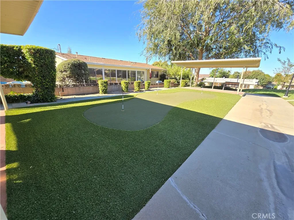 Putting green-HOA Putting green-HOA