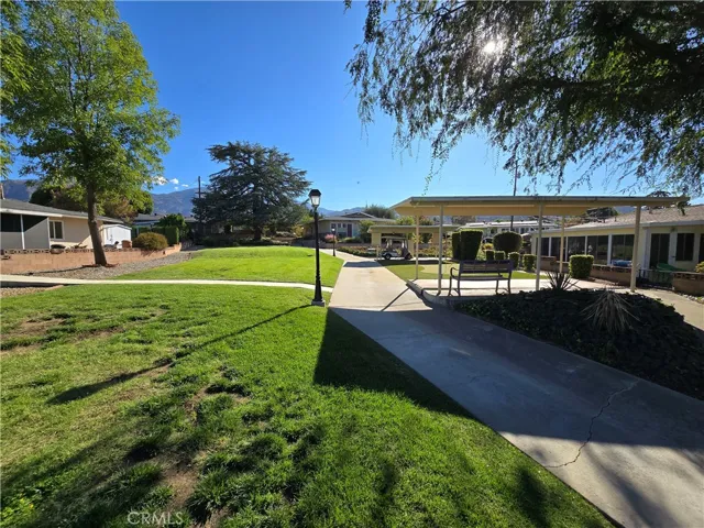 HOA grounds