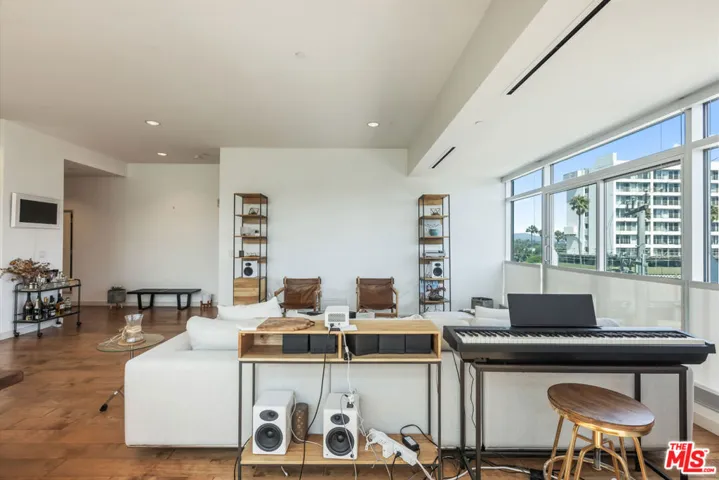 3111 Via Dolce 404, Marina Del Rey, California 90292 — photo 4