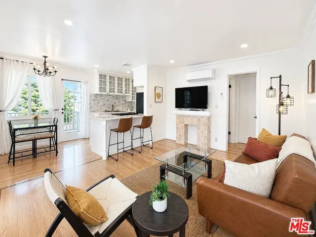 1212 10th Street 13, Santa Monica, California 90401 — photo 4