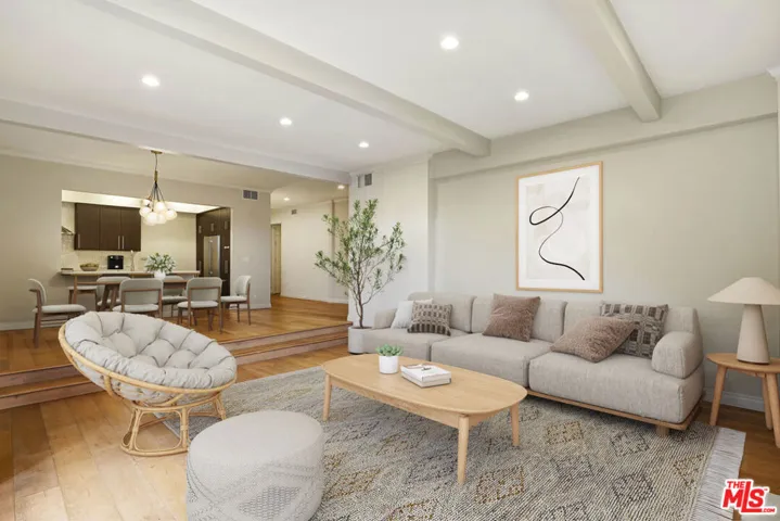 1260 S Beverly Glen Boulevard 304, Los Angeles, California 90024 — photo 5