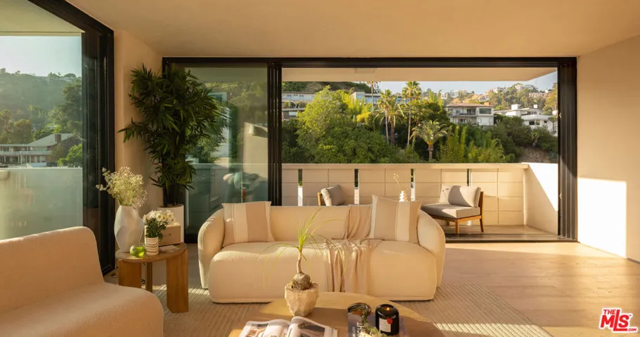 8787 Shoreham Drive 901, West Hollywood, California 90069 — photo 4