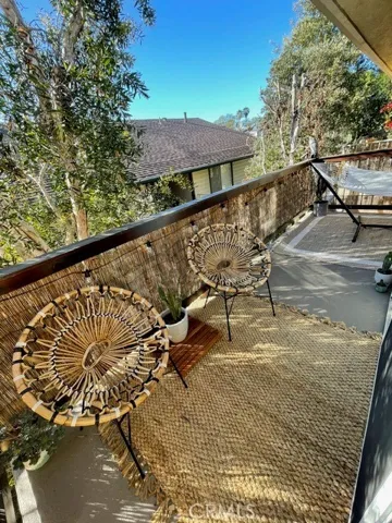 Wrap around balcony