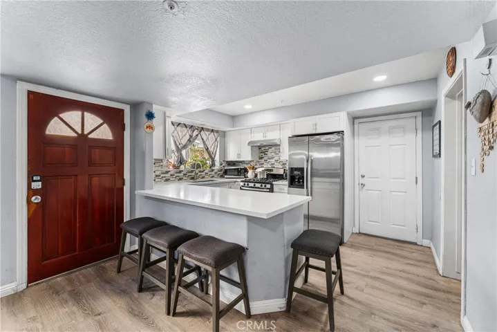 8825 Willis Ave Unit 5, Panorama City, California 91402 — photo 4