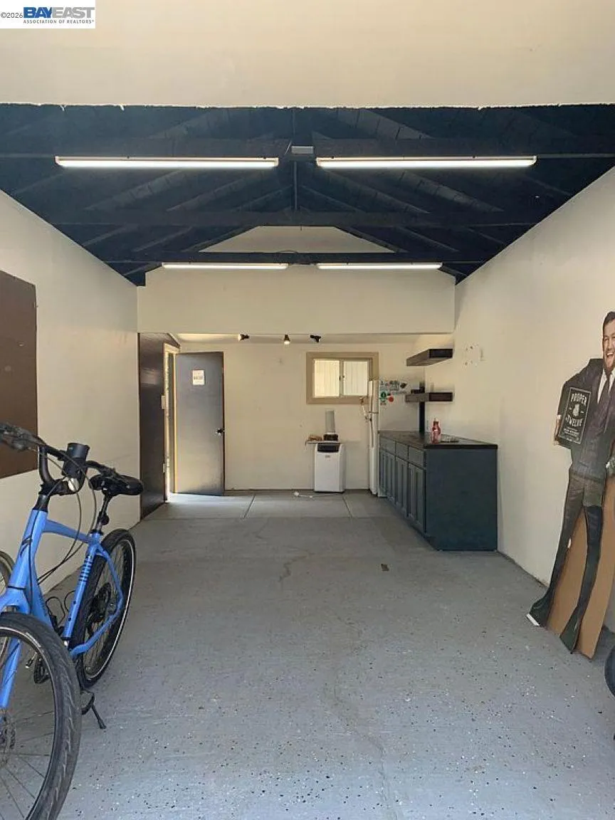 Garage Garage