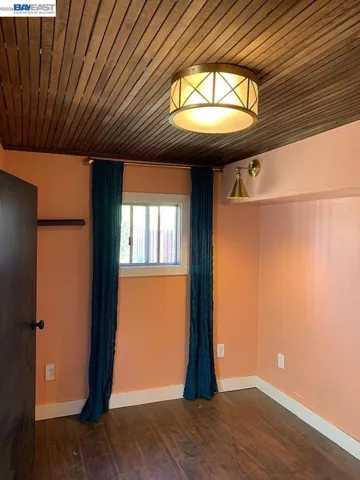 Storage office