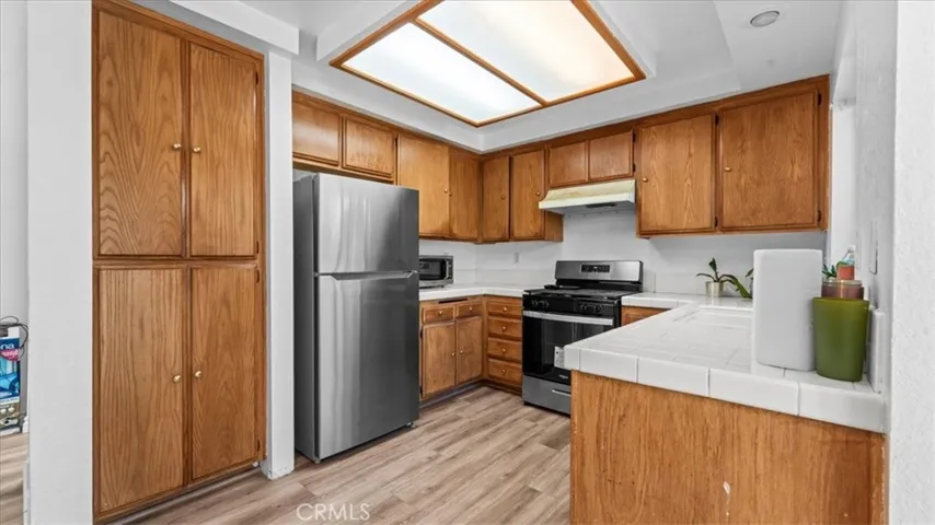 2113 Lightcap, Lancaster, California 93535 — photo 5