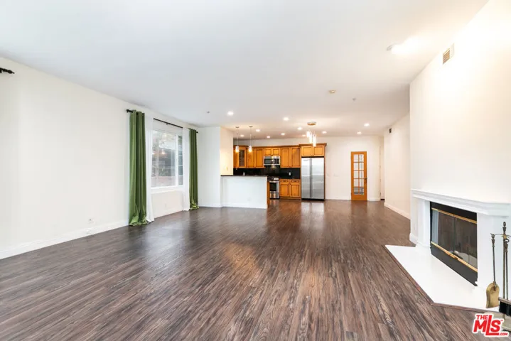 117 N Gale Drive 306, Beverly Hills, California 90211 — photo 4