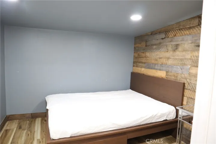 bedroom2