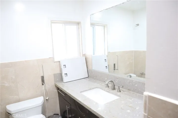 bathroom1