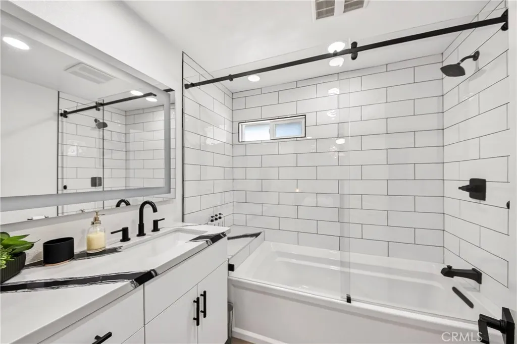 Bathroom 2 Bathroom 2