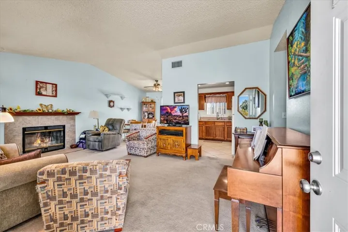 6574 Lupine, 29 Palms, California 92277 — photo 4