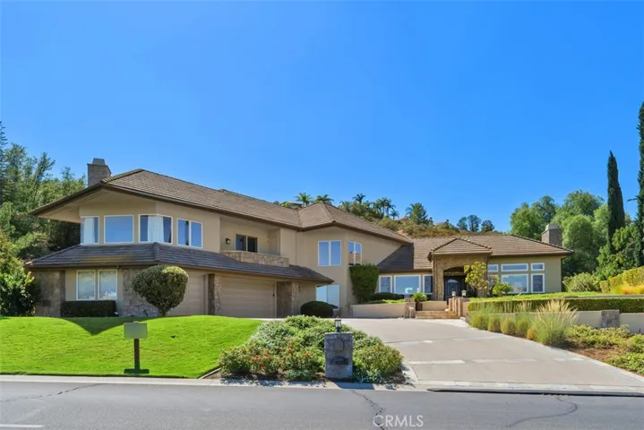 22499 Bear Creek Drive S, Murrieta, California 92562 — photo 4