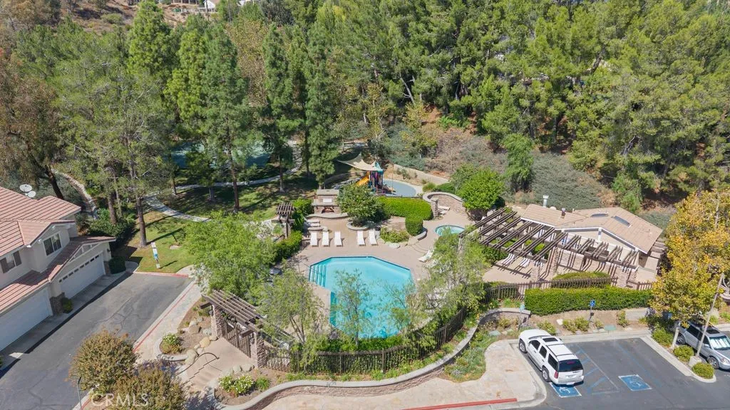 Pool, Spa, Playground. Pool, Spa, Playground.