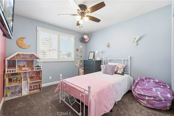Large second bedroom